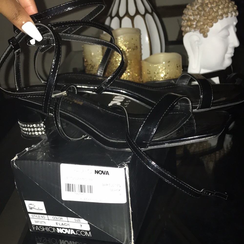 Mid heels (black) size 7